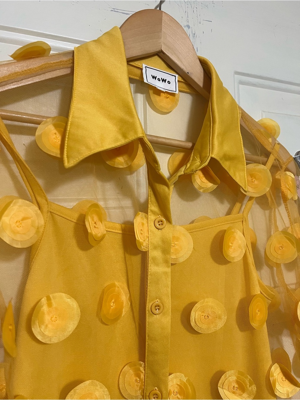 WoWo Mustard Yellow 3D Floral Mesh Button-Up Blouse with Cami Set Size L - Picture 9 of 10